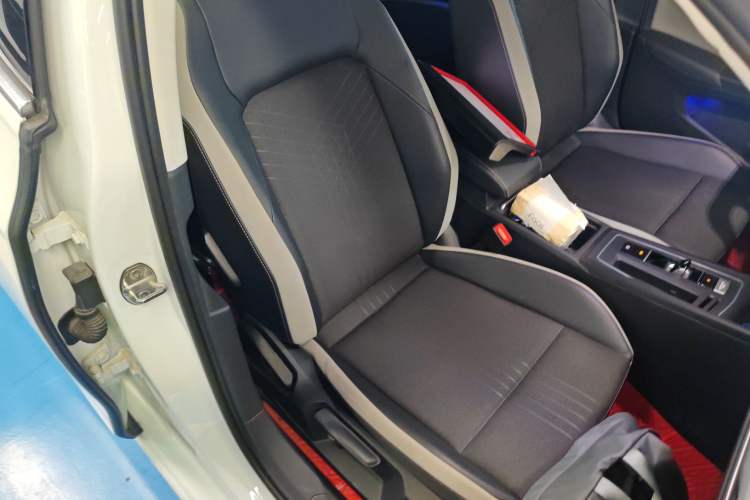 Used Volkswagen Golf 2021 280TSI DSG Pro Right Front Seat