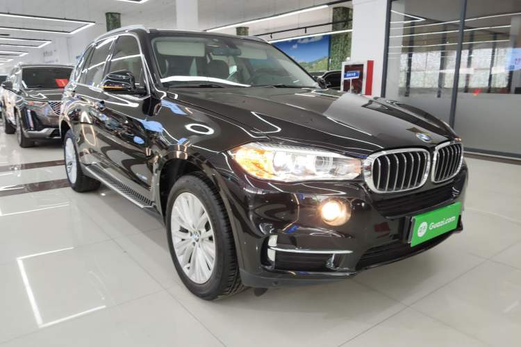 Used BMW X5 2017 xDrive28i
