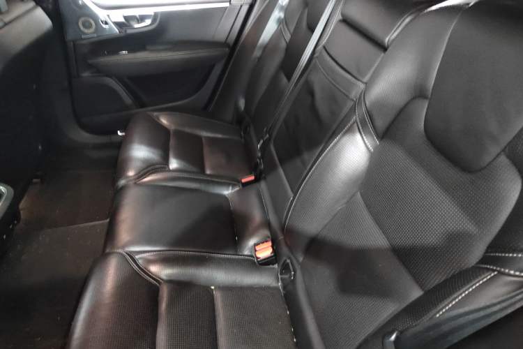 Used Volvo V90 2017 Cross Country T5 AWD Prestige Edition Left Rear Seat