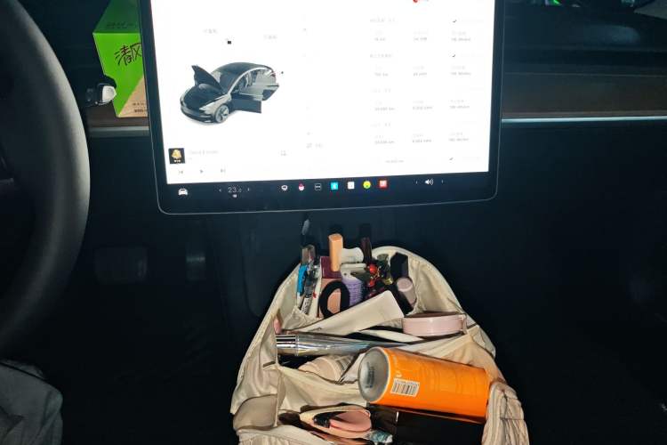 Used Tesla Model 3 2022 Rear-Wheel-Drive Version Audio And AC Panel