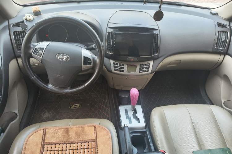 Used Hyundai Celesta 2011 1.6L Automatic Luxury Version
