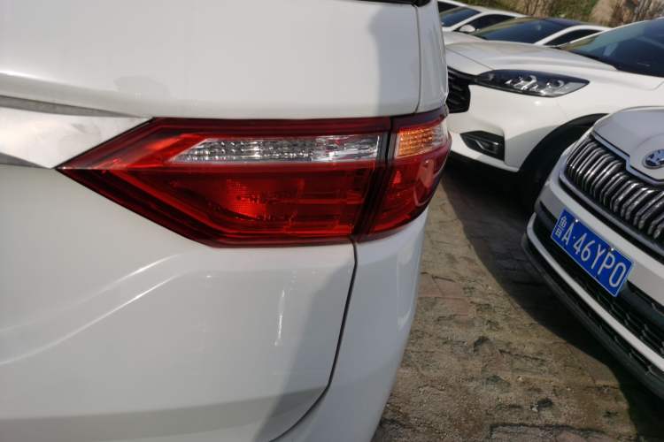 Used CHANGAN KAICHENG Oushang A600 2017 1.5L Manual Standard Edition Right Rear Taillight
