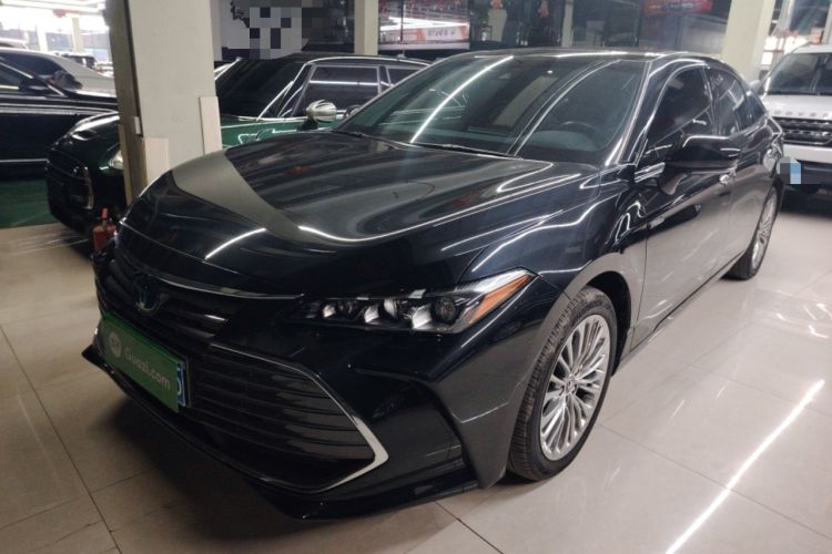 Used Toyota Avalon 2019 Dual-Engine 2.5L XLE Prestige Version China VI Standard