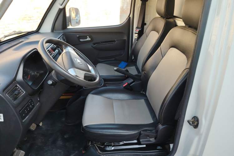 Used Foton Xiangling M 
