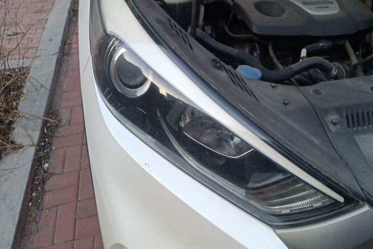 Used Hyundai Tucson 2015 1.6T Dual-Clutch Two-Wheel-Drive Smart Model
