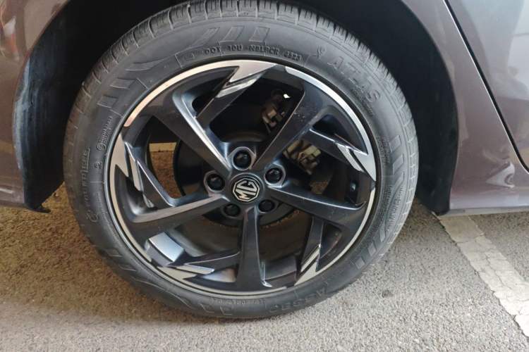 Used MG 5 2023 180 DVVT CVT Luxury Edition