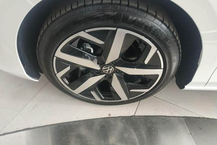 Used Volkswagen Lamando 2025 Lavida L 280TSI DSG Cool & Spicy Edition