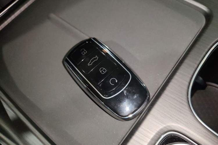 Used Chery Tiggo 8 PLUS 2025 Model 290TGDI DCT Chufeng Edition—5 Seaters