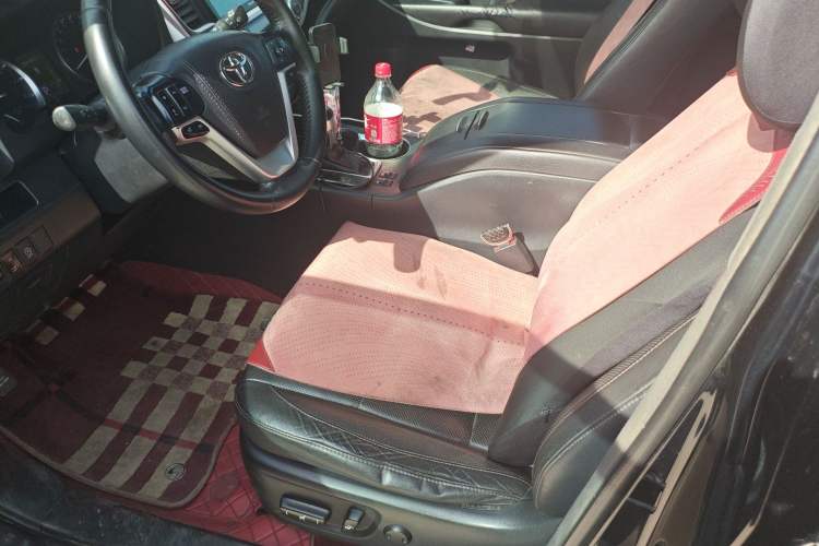 Used Toyota Highlander 2015 2.0T Four-Wheel Drive Luxury Edition 7-Seater Left Front Seat