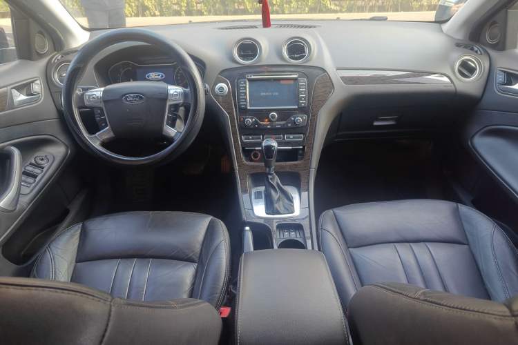 Used Ford Mondeo 2011 2.0L GTDi 200 Luxury Edition