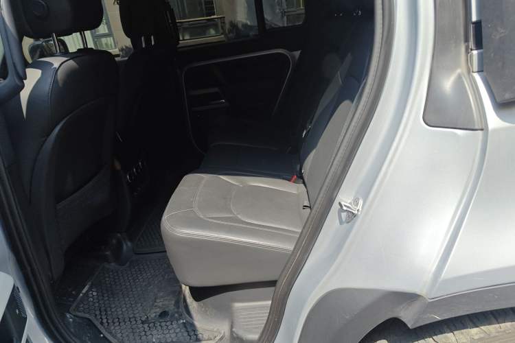 Used Land Rover Defender 2023 Facelift 110 3.0T P400 Dark Edition