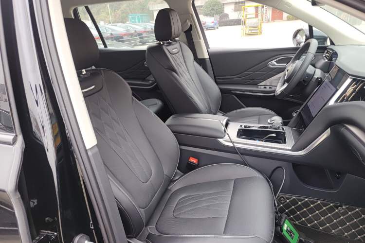 Used Hongqi HS7 PHEV 2024 2.0T PHEV Four-Wheel Drive Flagship Edition 6 Seats