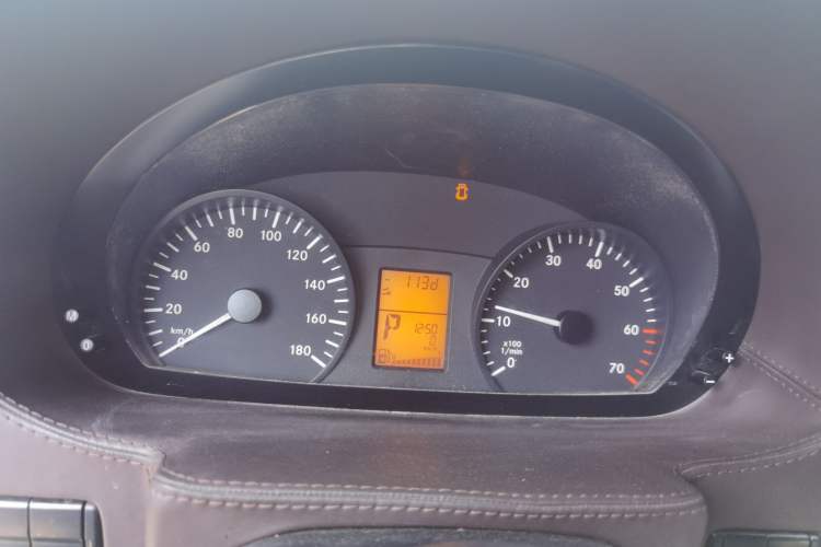 Used Mercedes-Benz Sprinter  Instrument Cluster