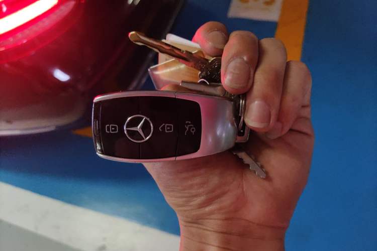 Used Mercedes-Benz E-Class 2017 E 300 L Sporty and Stylish Model