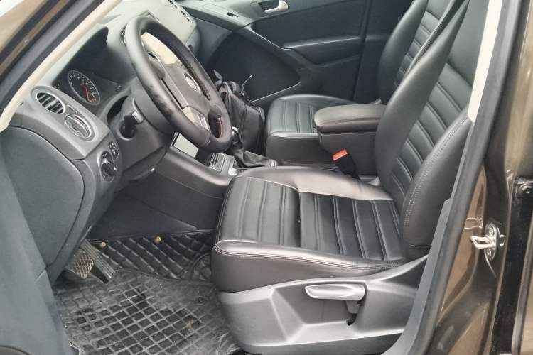 Used Volkswagen Tiguan L 2015 1.8TSI Automatic Two-Wheel Drive Trend Edition
