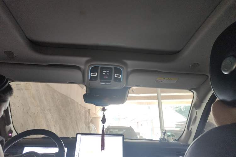 Used Tank 500 2022 3.0T Sport Edition "Creation" Style 7 Seats Headliner