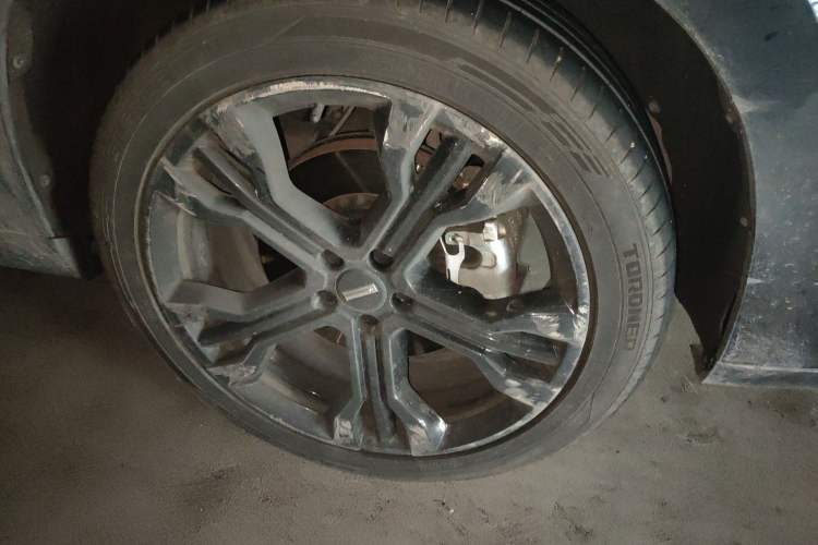 Used Wey VV7 2020 2.0T Flagship Edition Right Front Wheel Hub