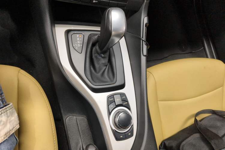 Used BMW X1 2013 sDrive18i Fashion Model
