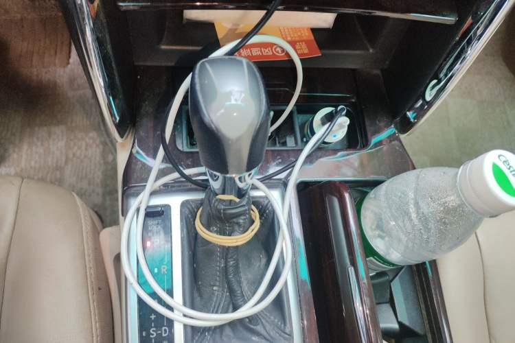 Used Toyota Reiz 2010 2.5V Fengdu Elite Edition Gear Lever