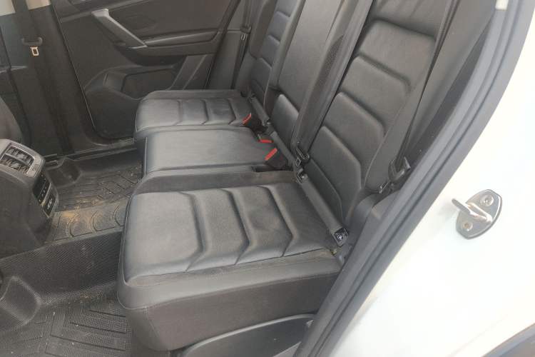 Used Volkswagen Tayron 2020 330TSI Two-Wheel Drive Luxury Smart Connectivity Version