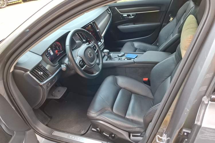 Used Volvo V90 2020 Facelifted Cross Country T5 AWD Zhiyuan Edition Left Front Seat