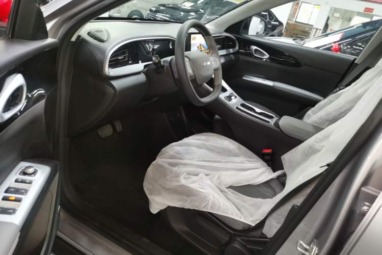 Used Geely Galaxy Geome 2026 Model 310km Youth Edition Left Front Seat