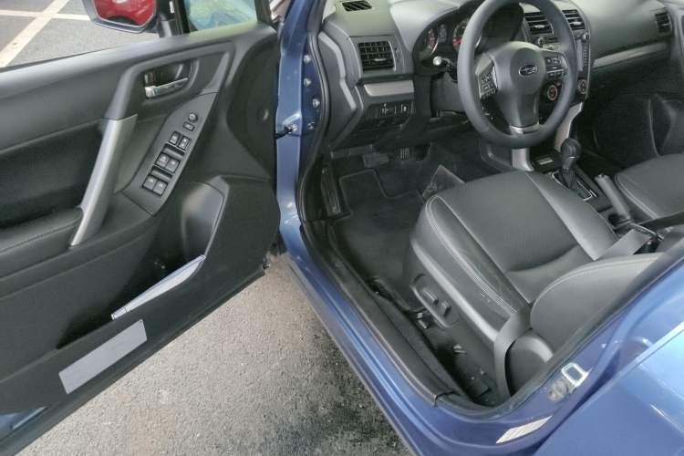 Used Subaru Forester 2013 2.5i Automatic Luxury Edition