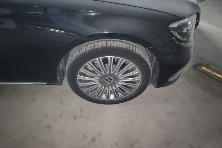 Used Mercedes-Benz E-Class 2021 E 300 L Stylish Model