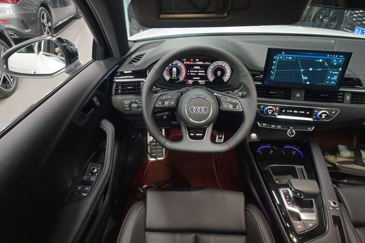 Used Audi A4L 2024 40 TFSI Luxury Dynamic Edition
