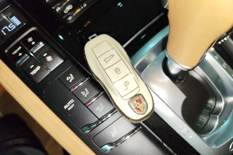 Used Porsche Cayenne 2016 Cayenne 3.0T