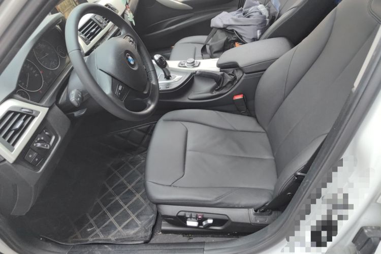 Used BMW 3 Series 2016 320Li Fashion Model Left Front Seat