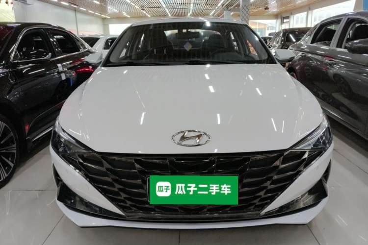 Used Hyundai Elantra 2022 1.5L CVT GLX Elite Edition Front
