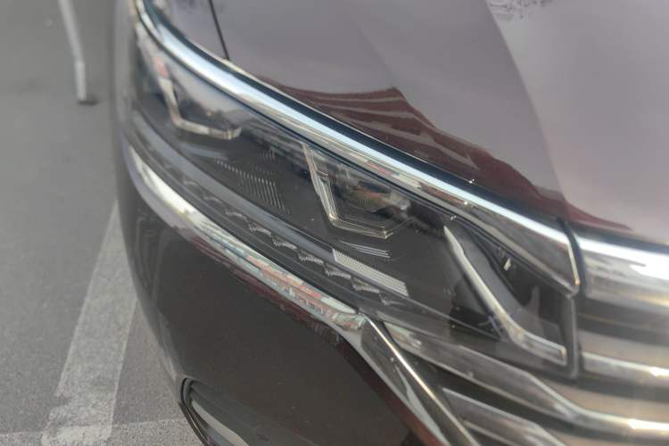 Used Volkswagen Viloran 2020 330TSI Business Edition Right Front Headlight