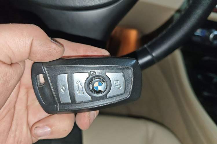 Used BMW 5 Series 2011 523i Leading Model
