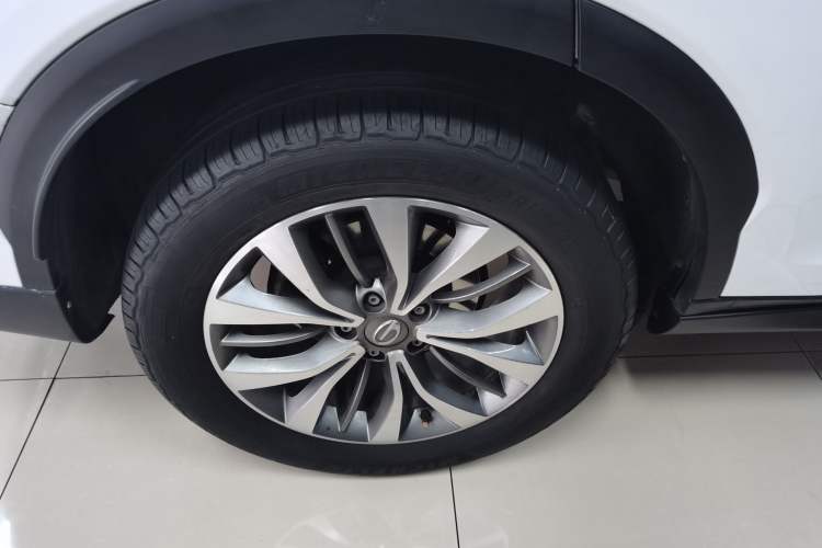 Used GAC Trumpchi GS8 2017 320T Two-Wheel Drive Luxury Smart Connectivity Version (7 Seats)