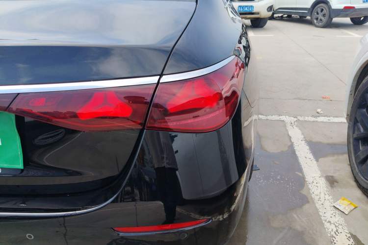 Used Mercedes-Benz E-Class 2024 E 300 L Luxury Model Right Rear Taillight