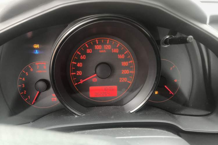 Used Honda Fit 2016 1.5L LX Manual Comfort Model