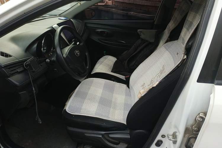 Used Toyota YARiS L Zhi Xuan 2016 Revised 1.5E CVT Charming Edition Left Front Seat