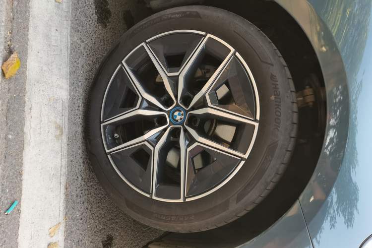 Used BMW i5 2025 eDrive 35L M Sport Package
