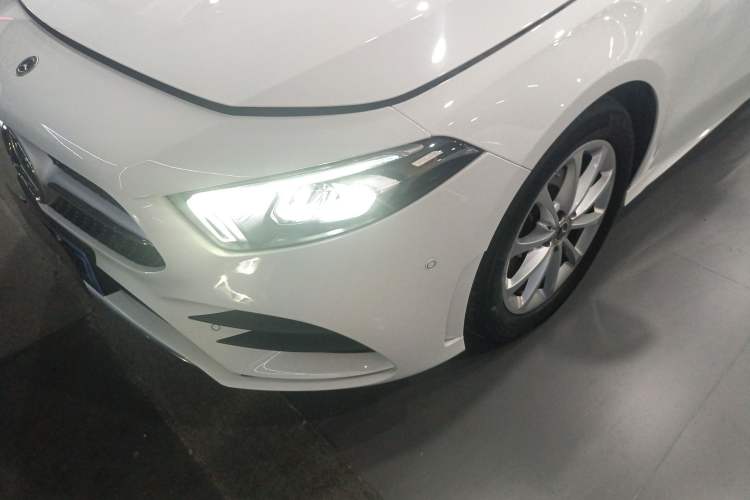 Used Mercedes-Benz A-Class 2022 Restyled A 200 L Sport Sedan Fashion Version
