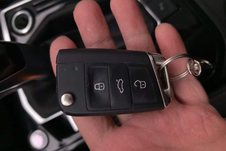 Used Volkswagen Tayron 2023 300TSI Two-Wheel-Drive Luxury Plus Advanced Edition