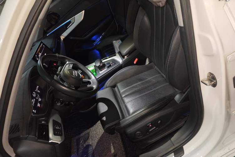 Used Audi A4L 2020 40 TFSI Fashion Dynamic Model
