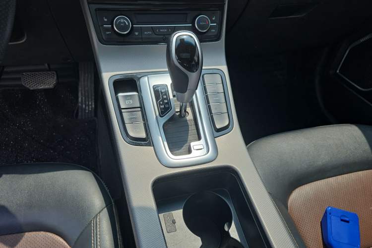 Used Geely Auto Emgrand GL 2018 1.4T DCT Prestige Smart Connectivity Version
