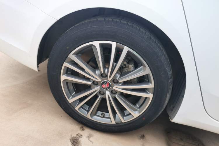 Used Roewe i6 2020 PLUS 1.6L CVT 4G Connected Glory Flagship Edition Right Rear Wheel Hub