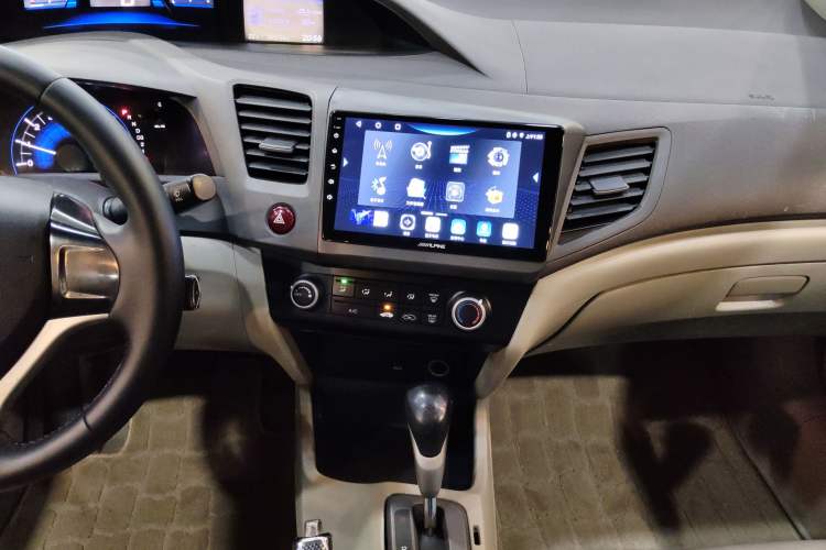 Used Honda Civic 2012 1.8L automatic comfort version Audio And AC Panel