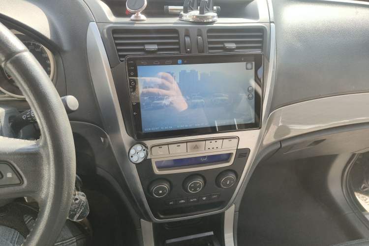 Used Geely Auto GX7 2013 2.0L Manual Luxury Version
