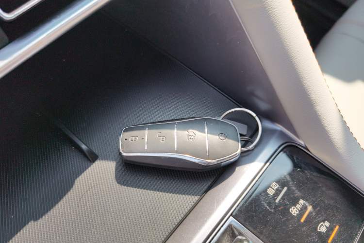 Used BYD Song PLUS New Energy 2023 Champion Edition DM-i 110KM Flagship Model
