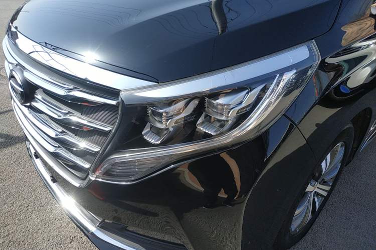 Used GAC Trumpchi M8 2019 320T Ultimate Edition Left Front Headlight