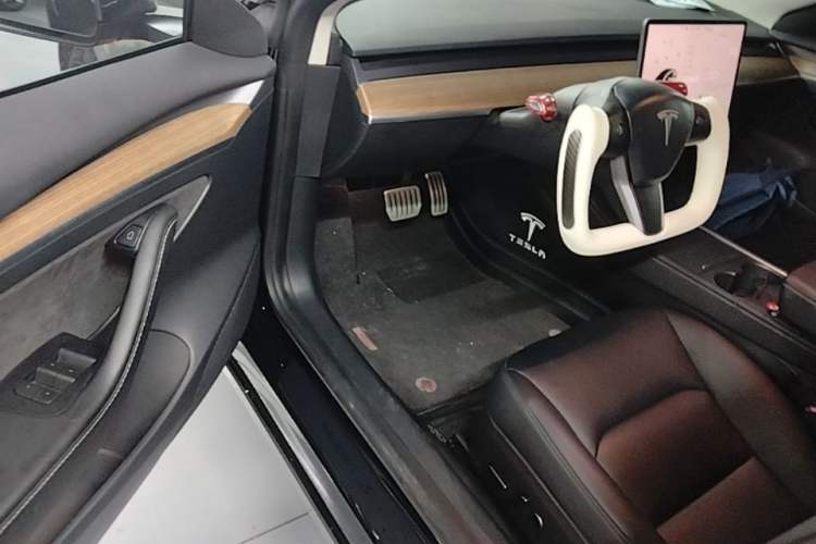 Used Tesla Model 3 2022 Performance High-Performance All-Wheel-Drive Version
