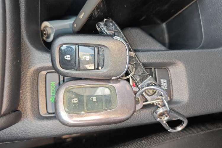 Used Honda Vezel 2023 1.5L CVT Tech Edition
